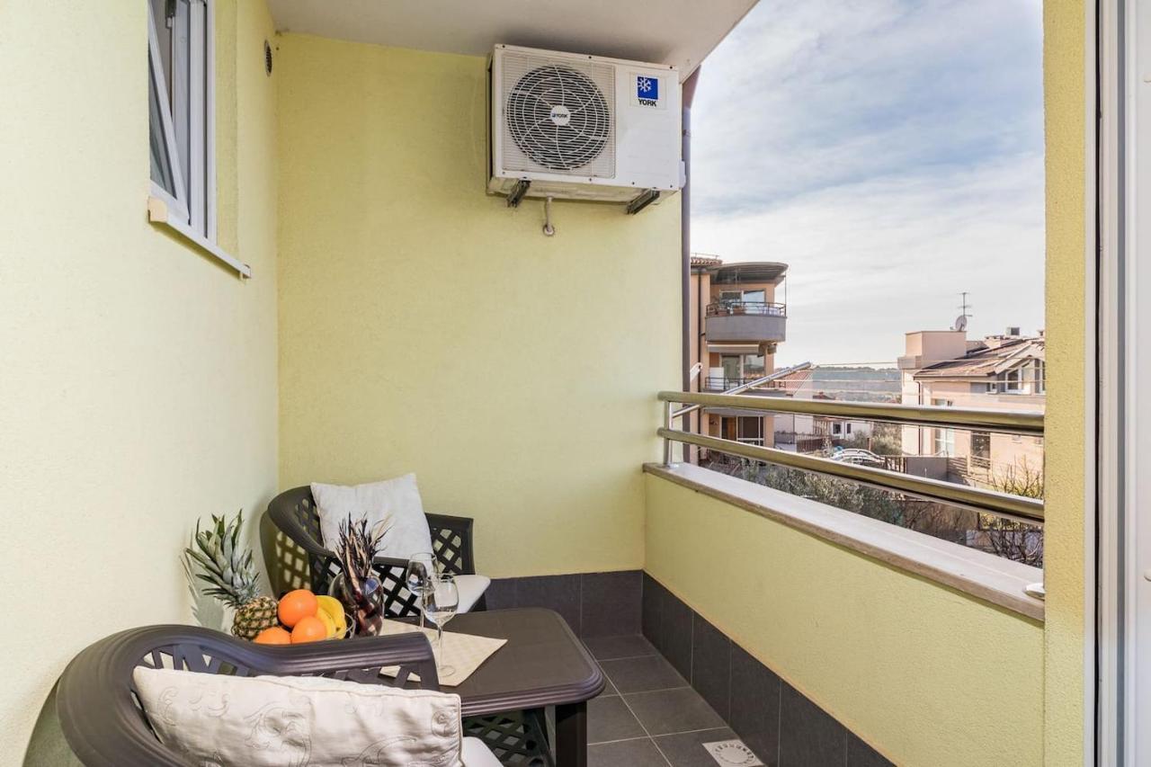 Apartment Klara Pula Dış mekan fotoğraf