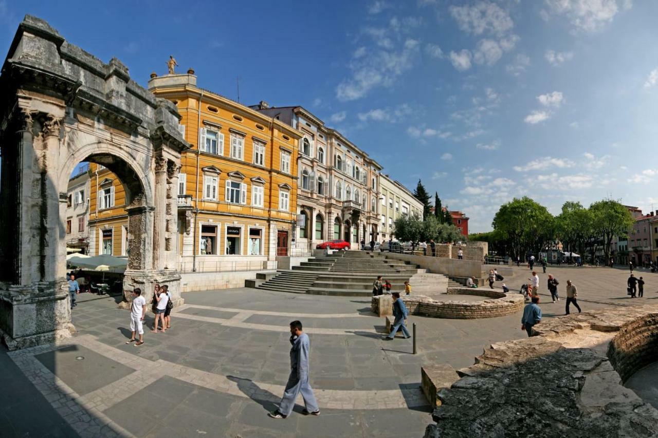 Apartment Klara Pula Dış mekan fotoğraf